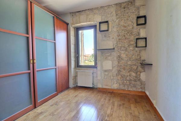 Maison en pierre 3 chambres