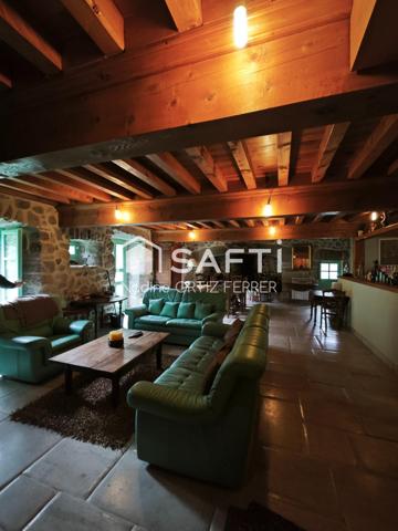 Domaine du 18ème restauré avec rivière privée