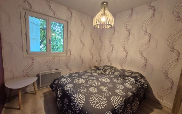 Maison à vendre    8 pièces •  Terrasson-Lavilledieu