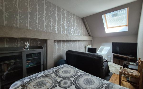 Maison à vendre    8 pièces •  Terrasson-Lavilledieu