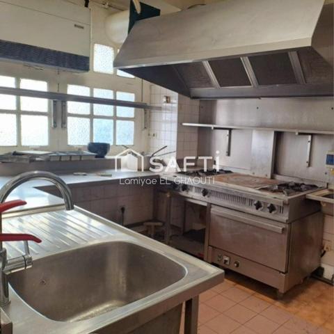 MURS & fdc LIBRES d'un RESTAURANT quartier RASPAIL