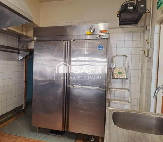 MURS & fdc LIBRES d'un RESTAURANT quartier RASPAIL