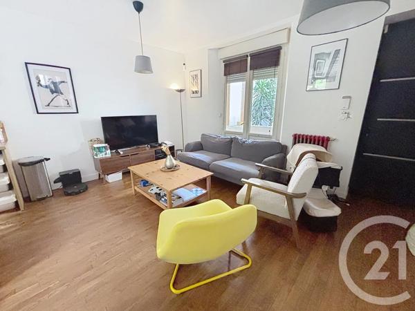Maison à vendre  6 pièces - 107,40 m 2   RENNES  - 35