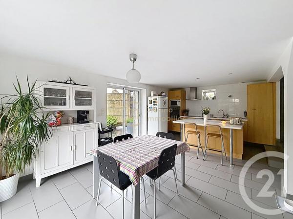 Maison à vendre  6 pièces - 107,40 m 2   RENNES  - 35