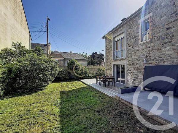 Maison à vendre  6 pièces - 107,40 m 2   RENNES  - 35