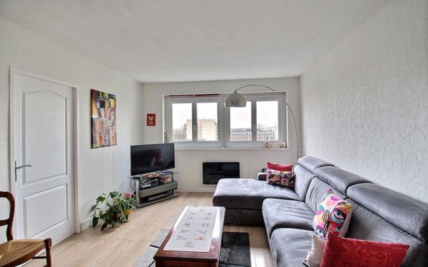 Appartement à vendre    3 pièces • 66 m2 Clichy