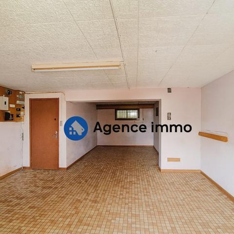 À vendre - Maison individuelle, 5 pièces située à Château-la-Vallière (37330)