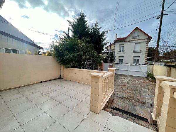 Maison Houilles 5 pièce(s) 125 m2 528 000 € ** - Référence 7551