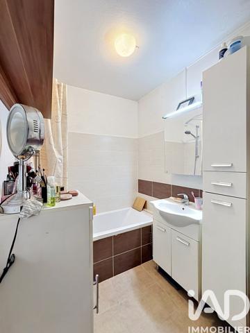 Appartement à vendre 4 pièces 82 m² Chennevières-sur-Marne