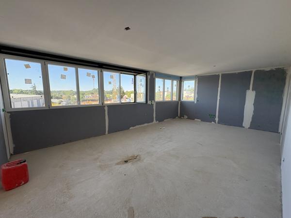Appartement T4 avec Loggia et 2 Parking