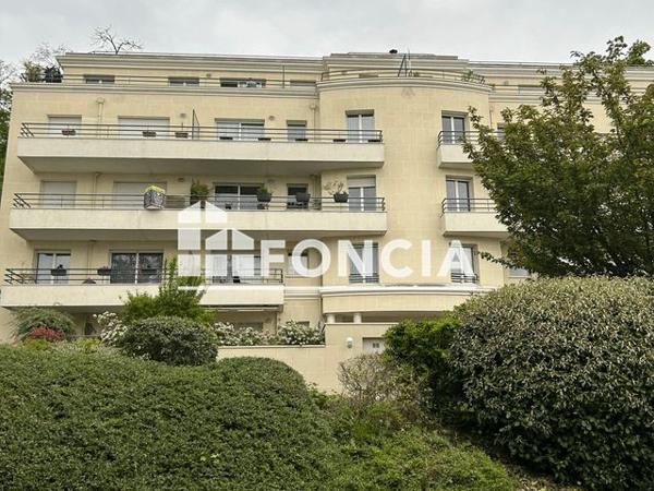À vendre Appartement 3 pièces 74.5 m² - Le Plessis-robinson 92350