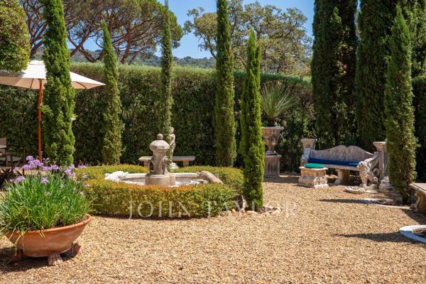 Somptueuse propriété provençale au cœur de Gigaro