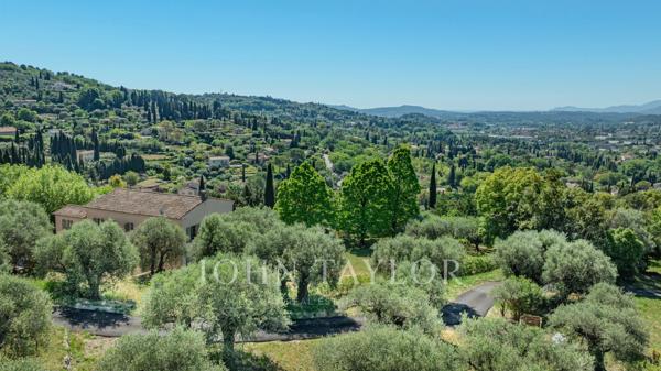 Charmante Bastide avec vue panoramique collines et mer