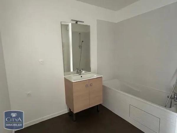 Appartement à louer 3 pièces 64.62m² Meaux (77100)