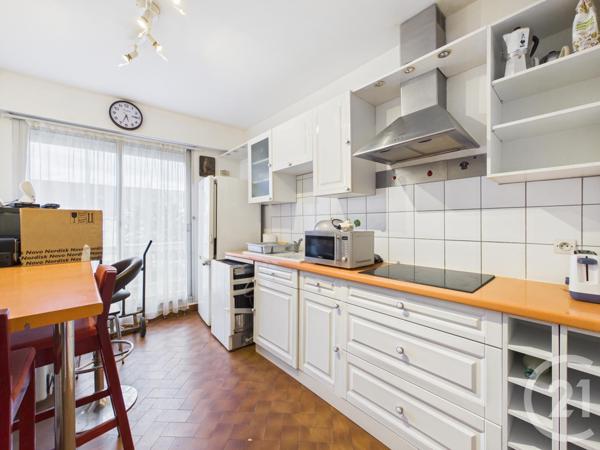 Appartement F4 à vendre  4 pièces - 113,30 m2 CHARTRES - 28