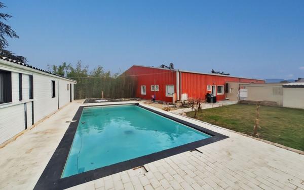 Maison à vendre    3 pièces •  Mours-Saint-Eusèbe