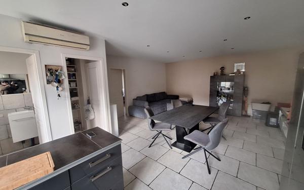 Maison à vendre    3 pièces •  Mours-Saint-Eusèbe