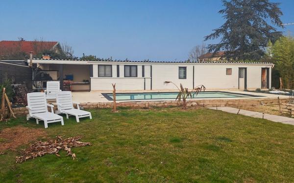 Maison à vendre    3 pièces •  Mours-Saint-Eusèbe