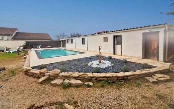 Maison à vendre    3 pièces •  Mours-Saint-Eusèbe