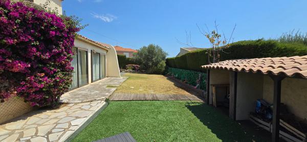 Maison indépendante Saint Laurent Du Var 5 pièces 170 m²