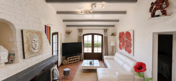 Maison indépendante Saint Laurent Du Var 5 pièces 170 m²