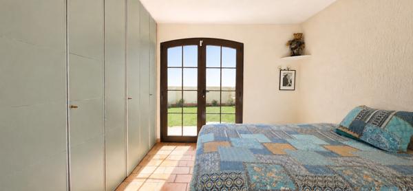 Maison indépendante Saint Laurent Du Var 5 pièces 170 m²
