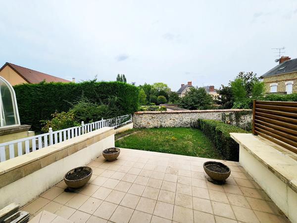 Maison Dourdan 4 pièces - 93.34 m2