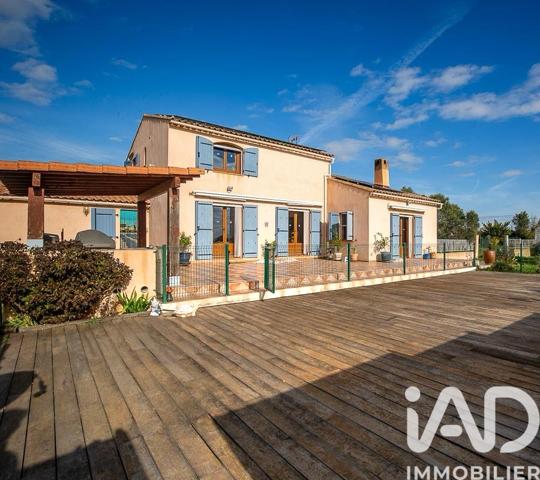 Maison à vendre 8 pièces 189 m² Saint-Martin-de-Crau