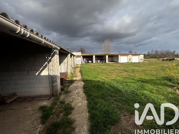 Maison à vendre 8 pièces 189 m² Saint-Martin-de-Crau