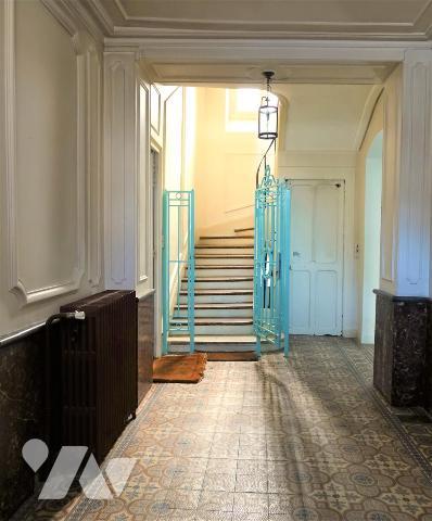 VERSAILLES NOTRE DAME- RARE - Hotel particulier  XVIIIème et maison contemporaine 1990