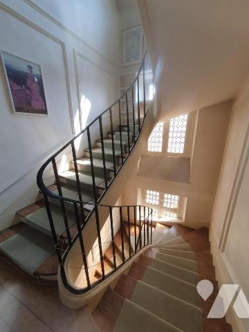 VERSAILLES NOTRE DAME- RARE - Hotel particulier  XVIIIème et maison contemporaine 1990