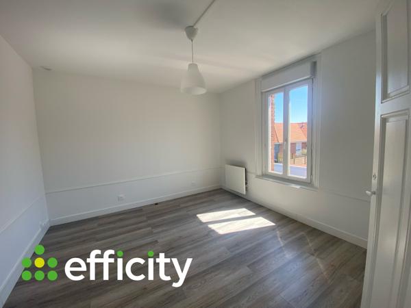 Maison
         5 pièces
        - 107 m² 164 000 € *