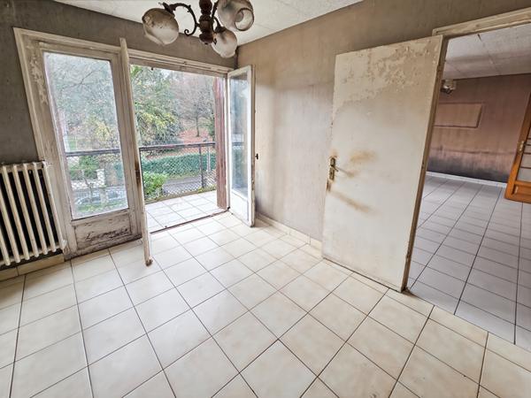 Maison Verrières Le Buisson 111 m²