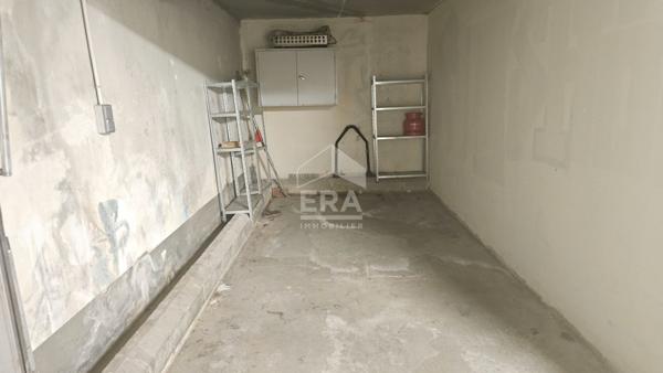 Garage box fermé avec élec. Martigues Jonquières 13 m2 dans résidence moderne sécurisée