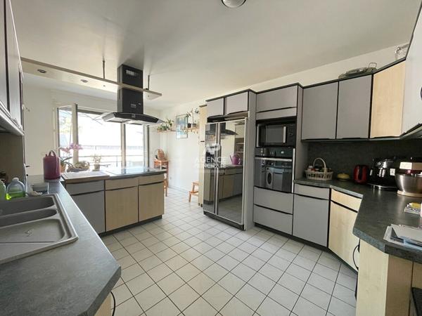 CHAVILLE Rive Droite - Appartement 5 pièces avec balcons 749 000 € **  - Référence  726-C