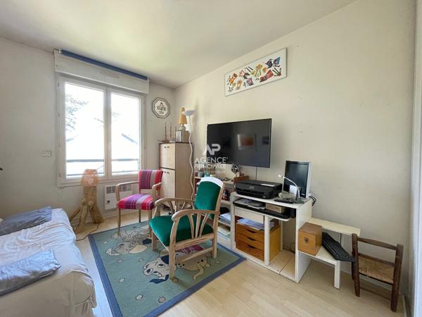 CHAVILLE Rive Droite - Appartement 5 pièces avec balcons 749 000 € **  - Référence  726-C