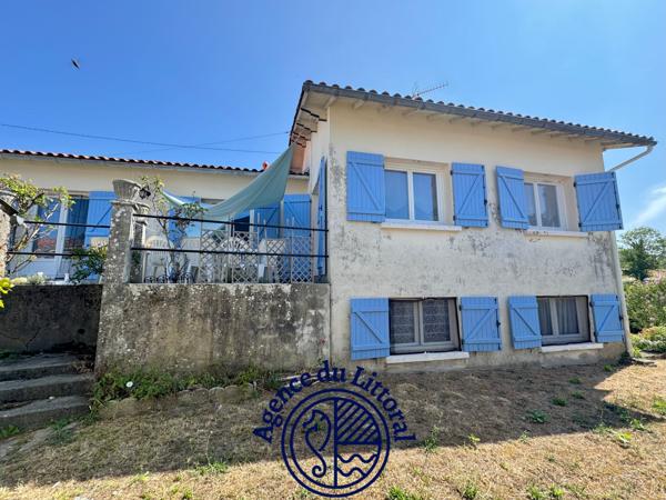 Maison
                                                                                                                                                                                                                                                                                                                        6 pièce(s)                                                                                                                                                                                                          5 chambre(s)                                                                                                                                                                                                          112.42  m²