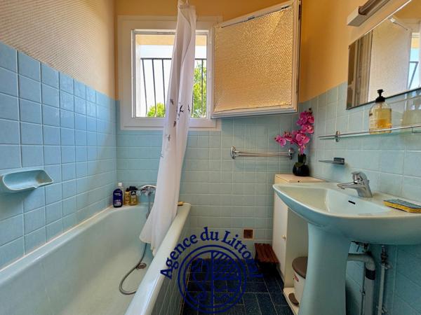 Maison
                                                                                                                                                                                                                                                                                                                        6 pièce(s)                                                                                                                                                                                                          5 chambre(s)                                                                                                                                                                                                          112.42  m²