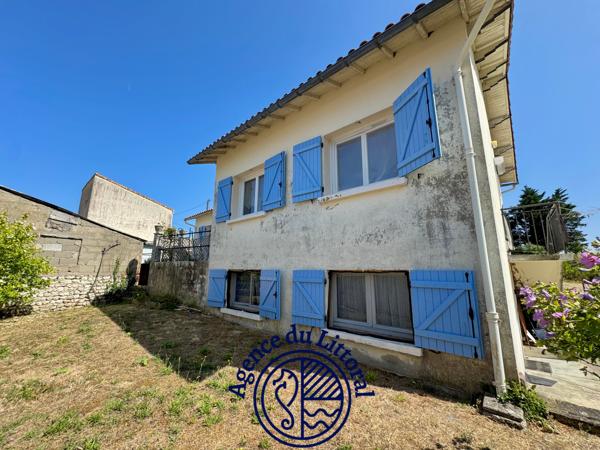 Maison
                                                                                                                                                                                                                                                                                                                        6 pièce(s)                                                                                                                                                                                                          5 chambre(s)                                                                                                                                                                                                          112.42  m²