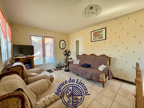Maison
                                                                                                                                                                                                                                                                                                                        6 pièce(s)                                                                                                                                                                                                          5 chambre(s)                                                                                                                                                                                                          112.42  m²