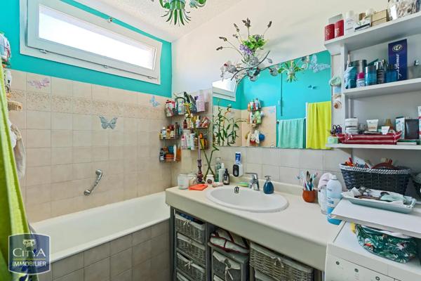 Appartement à vendre 2 pièces 49m² Grasse (06130)