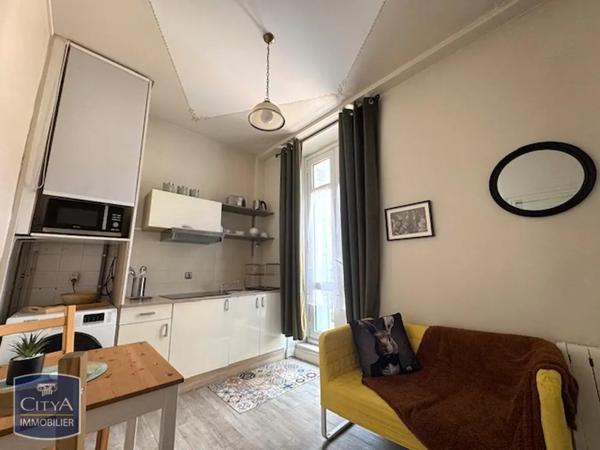 Appartement à louer 2 pièces 24.7m² Carcassonne (11000)