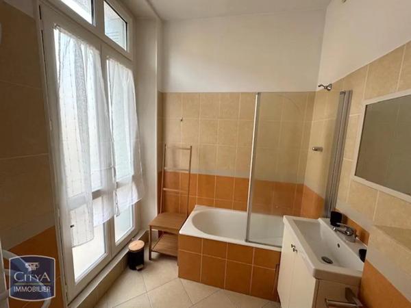 Appartement à louer 2 pièces 24.7m² Carcassonne (11000)