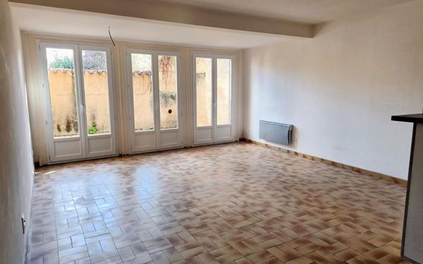 Maison à vendre    2 pièces •  Plaisance