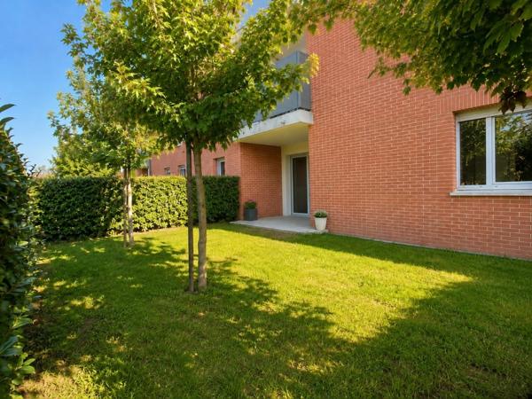 EXCLUSIVITÉ - APPARTEMENT 2 - TERRASSE - JARDIN - 2 PARKING EN SOUS-SOL