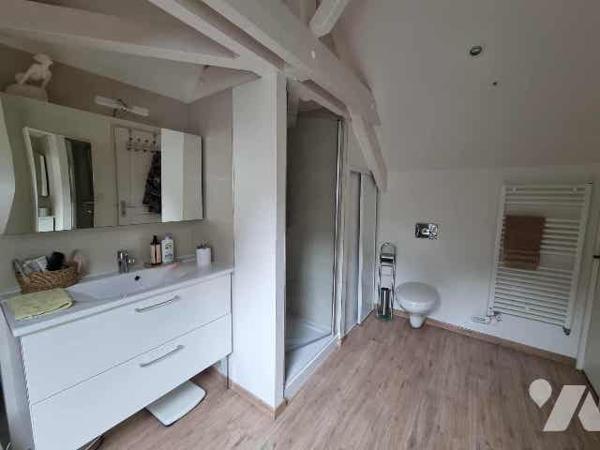 SAINT FUSCIEN - PAVILLON - 5 CHAMBRES - SOUS SOL COMPLET