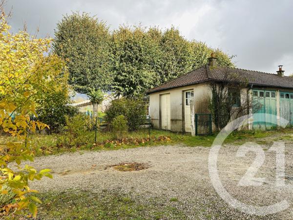 Appartement F4 à vendre  12 pièces - 231,77 m2 FALAISE - 14