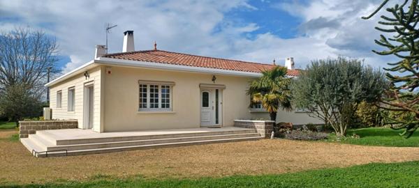 jolie Villa de plain pied indépendante et son jardin paysagé