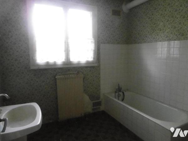 MAISON A RENOVER