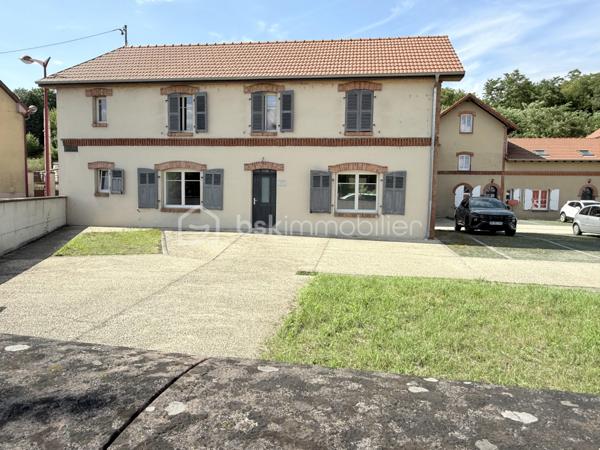 Immeuble mixte de 105 m²